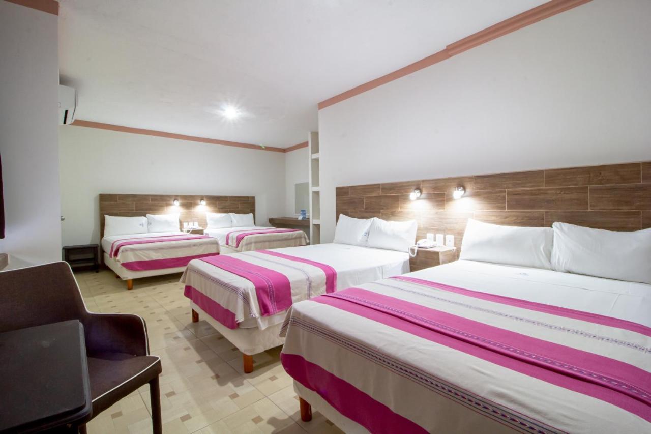 Hotel El Espanol Centro Historico Mérida Esterno foto
