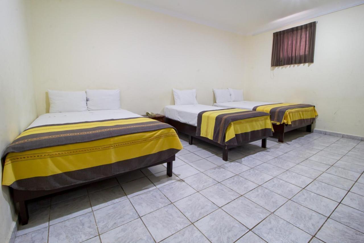 Hotel El Espanol Centro Historico Mérida Esterno foto